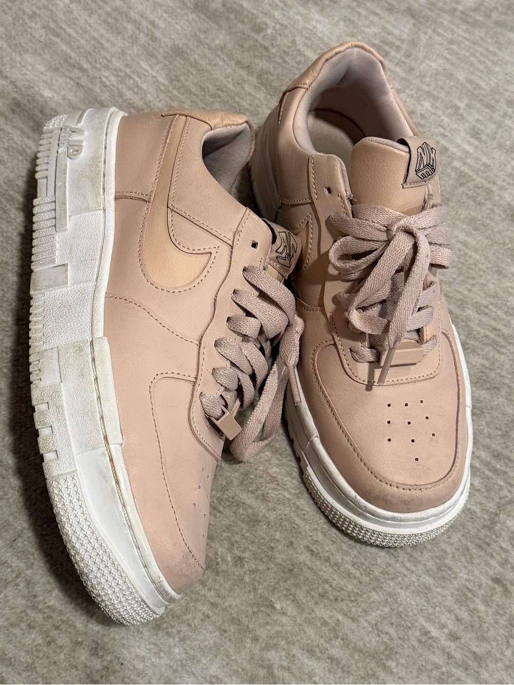 Women's Casual Air Force One Sneakers in Nude Pink sz 7.5